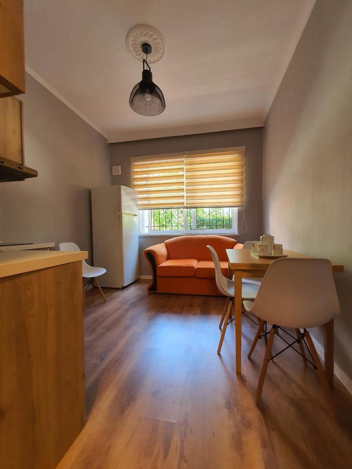 Center Of Tirana Enes'S Apartments Экстерьер фото