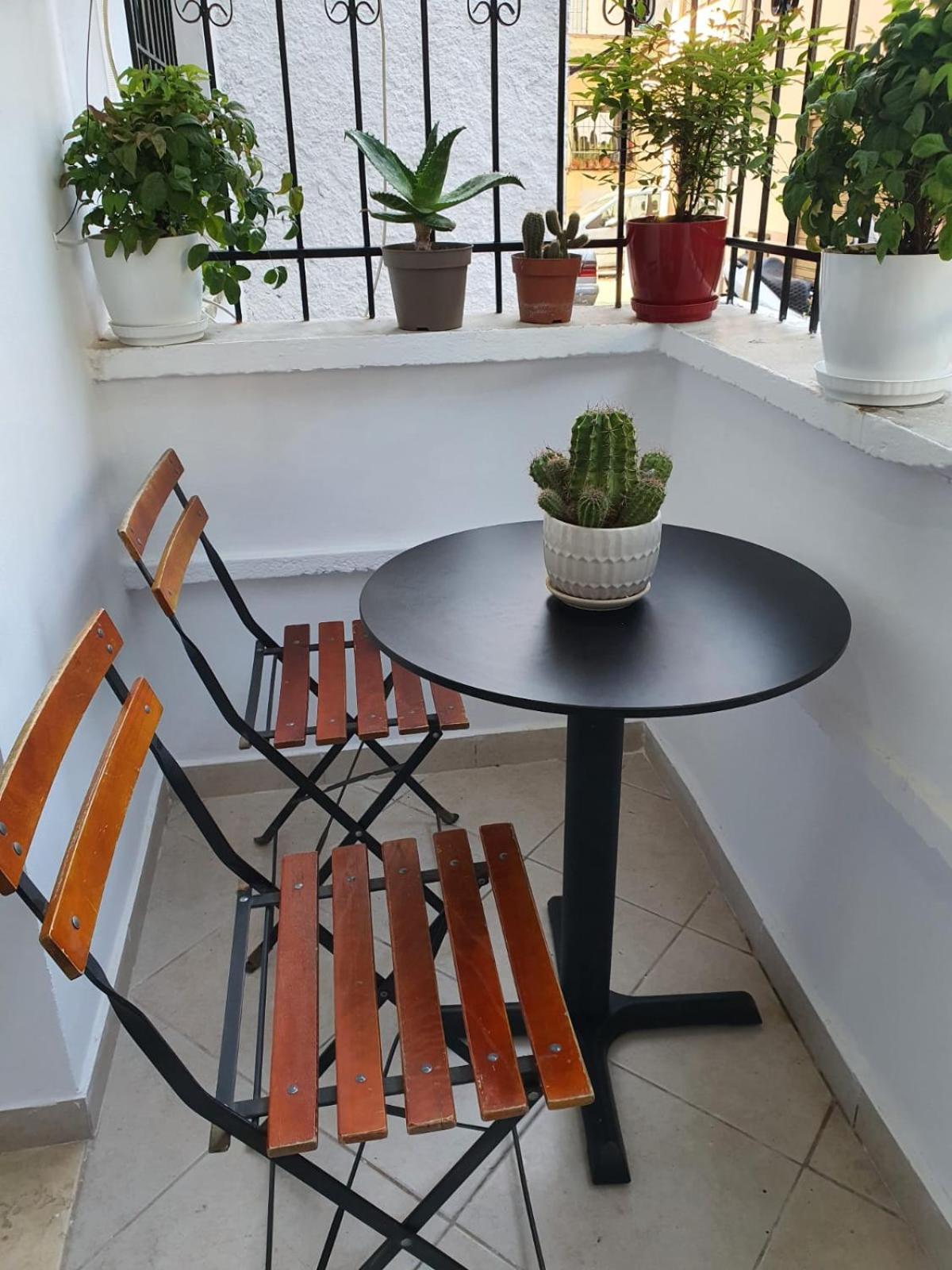 Center Of Tirana Enes'S Apartments Экстерьер фото